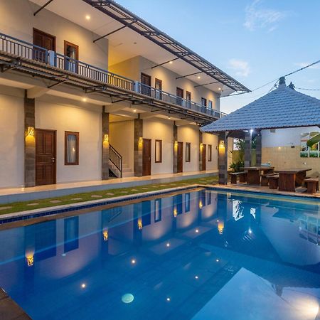 Cempaka Mas Guest House Canggu Exterior photo