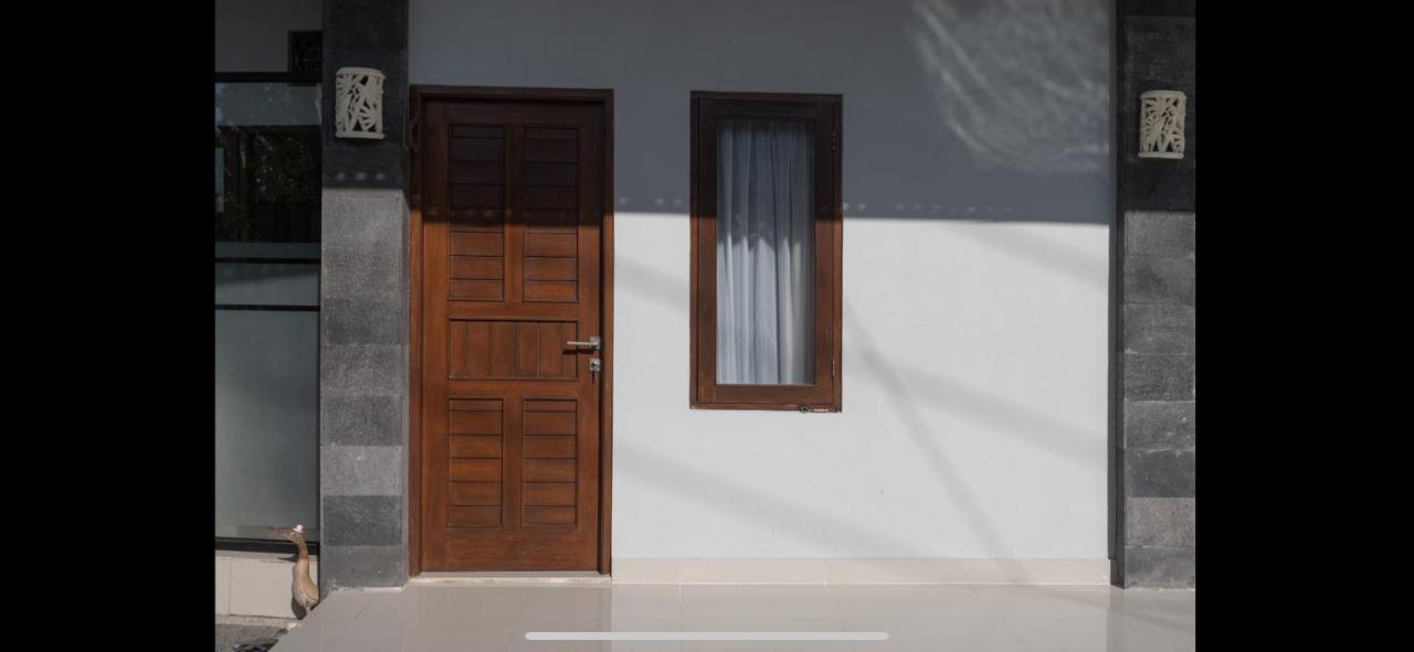 Cempaka Mas Guest House Canggu Exterior photo