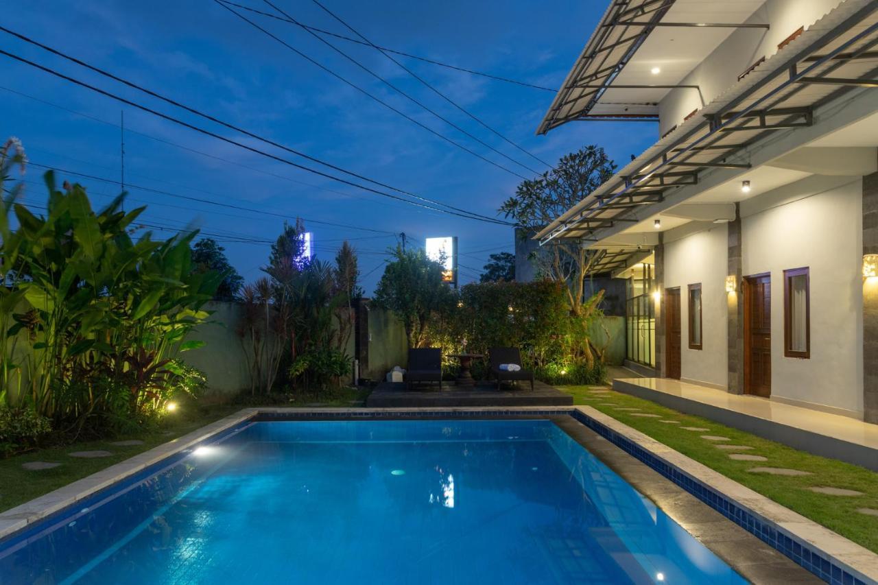 Cempaka Mas Guest House Canggu Exterior photo